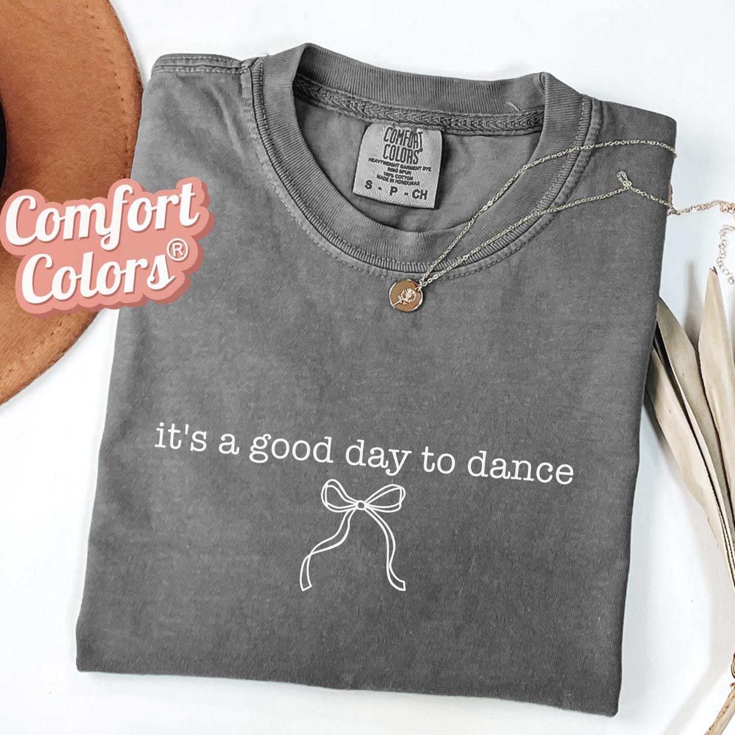 Comfort Colors® It's A Good Day To Dance Shirt Dance Core Coquette Bow Trendy Dancer Tshirt Ballet Core Minimalist T-shirt Dance Comp Shirt